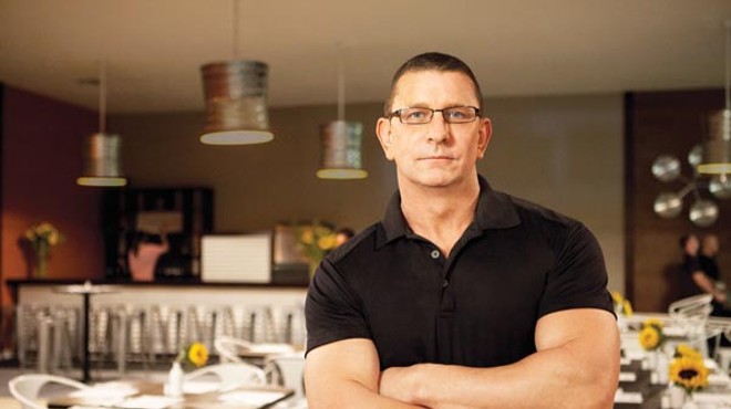Del’s in Bloomfield gets a makeover from TV chef Robert Irvine and Restaurant Impossible