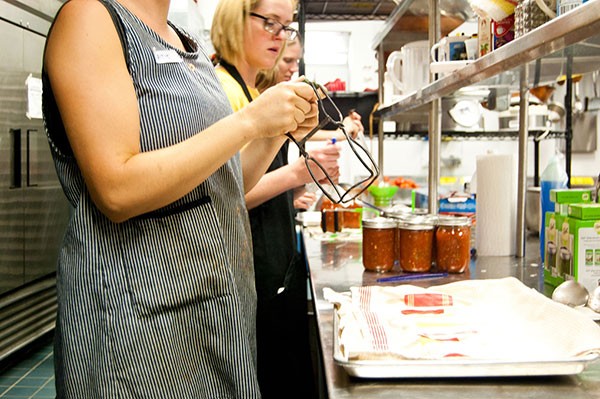 Pittsburgh Canning Exchange's Sept. 8 Community Canning Party