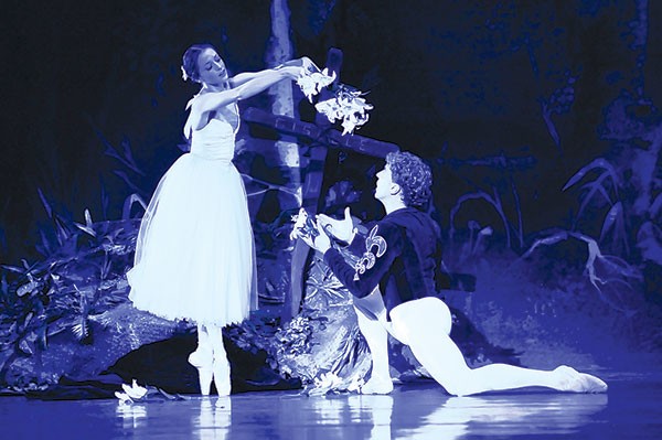 Alexandra Kochis and Christopher Budznyski in Pittsburgh Ballet Theatre’s Giselle