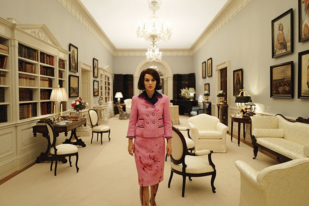 The day after: Jackie Kennedy (Natalie Portman) returns to the White House