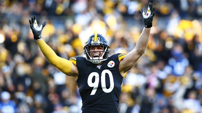 Pylon Pics: Steelers win puts team back in contention