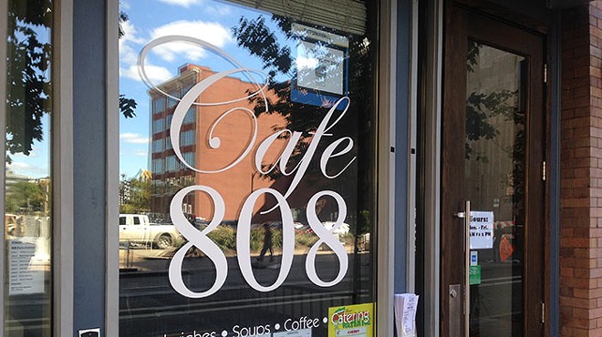 808 Cafe brings quick, inexpensive and tasty lunchtime fare to Downtown