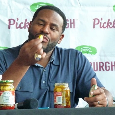 Pittsburgh Steelers greats Bettis and Ward in town to promote Picklesburgh