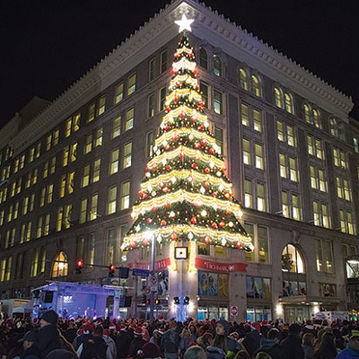 Bang a gong: A look at Pittsburgh-centric holiday traditions