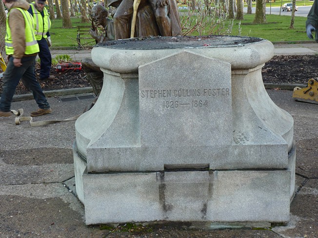Pittsburgh officials remove controversial Stephen Foster statue