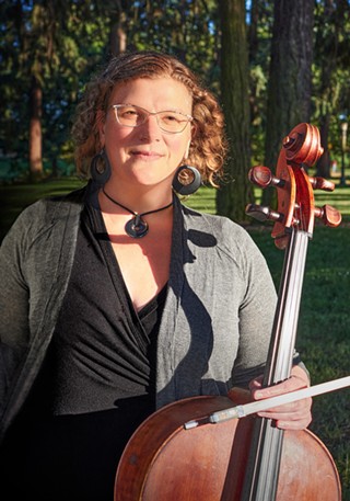 Anna Fritz - cellist & folksinger