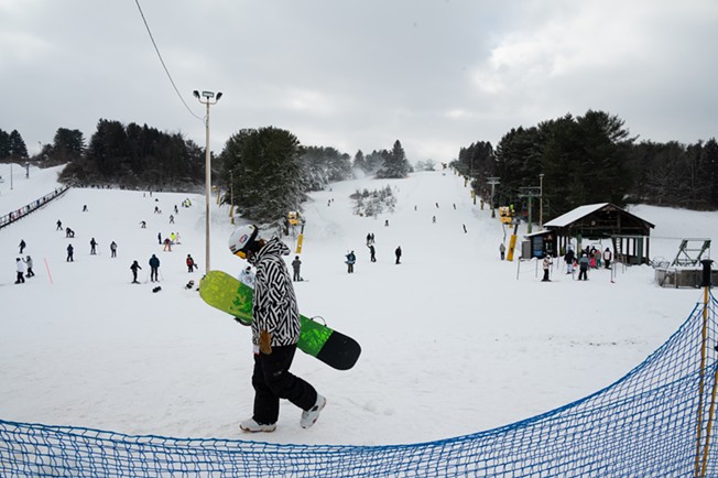 Pittsburgh's first snowfall attracts skiers and snowboarders to Boyce Park Ski Slopes