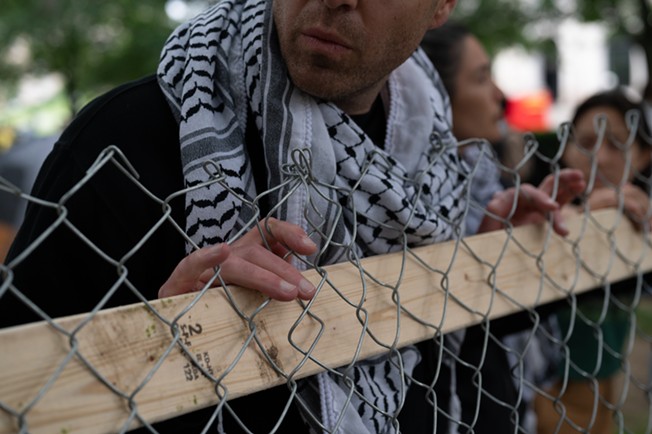 Police surround a pro-Palestine encampment at Pitt