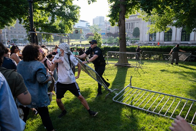 Protesters at Pitt met with force by local police