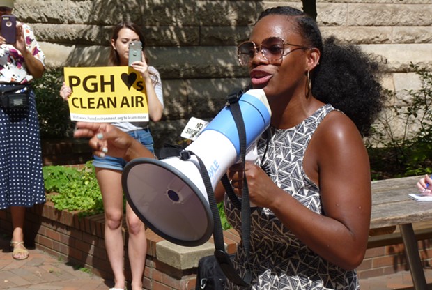 State Rep.-elect Summer Lee rallies with environmentalists for cleaner air