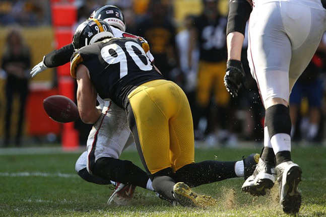 Pylon Pics: Pittsburgh Steelers Birth A Win
