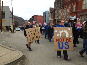 Pittsburgh residents rally for Bernie Sanders and meet U.S. Senate candidate John Fetterman