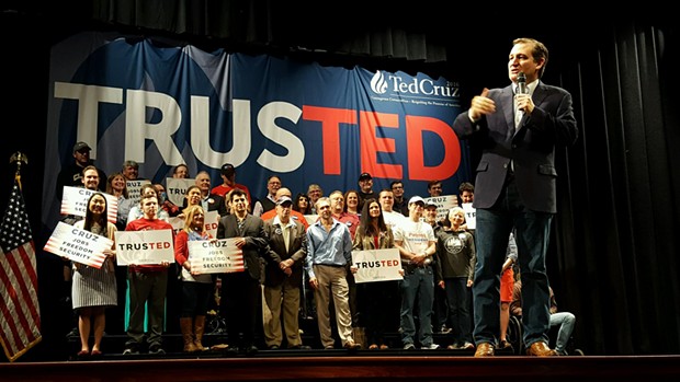Ted Cruz attacks Trans rights, Donald Trump at suburban Pittsburgh rally