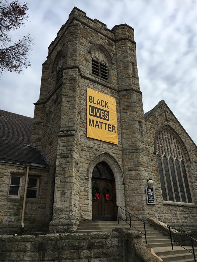 Pittsburgh church replaces vandalized Black Lives Matter banner (2)
