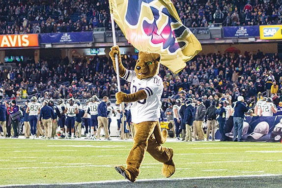 Panther Party: University of Pittsburgh football fans make the trip to New York for Pinstripe Bowl