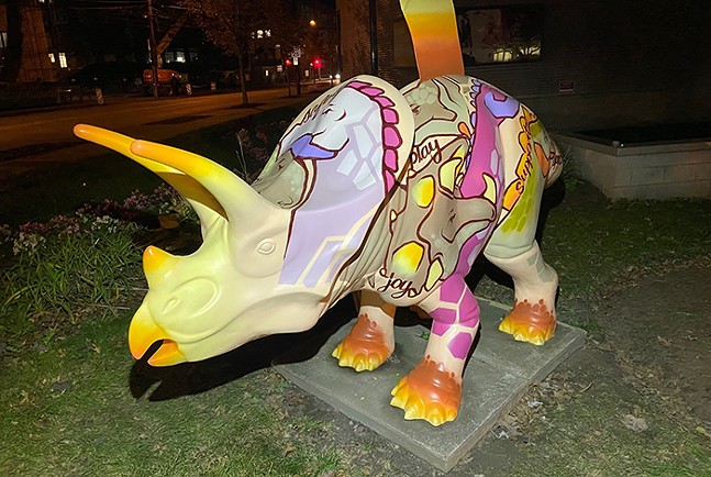 Pittsburgh dinosaur statue repainted to spread message of “diversity and inclusion”