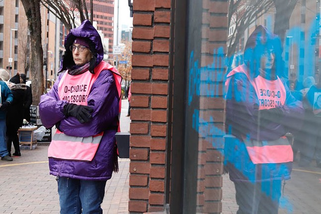Meet an abortion clinic escort with 30 years on the lines