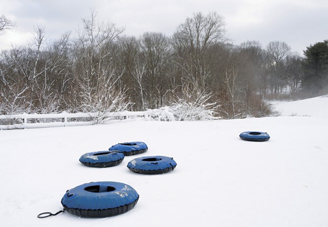 Boyce Park Ski Slopes battle warm temperatures, rain to stay open through the winter