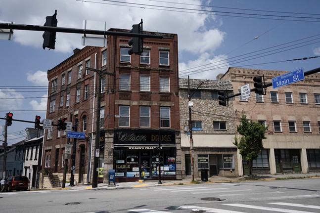 As big chains shutter locations, family-owned pharmacies remain a lifeline in Pittsburgh