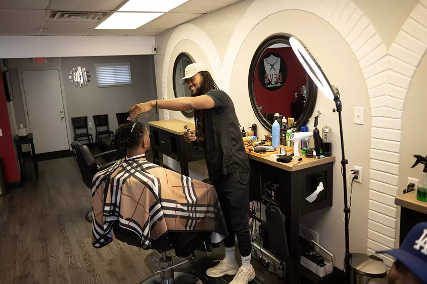 Best Of PGH 2024 - Best Black-Owned Barbershop: Dev&rsquo;s Barbershop