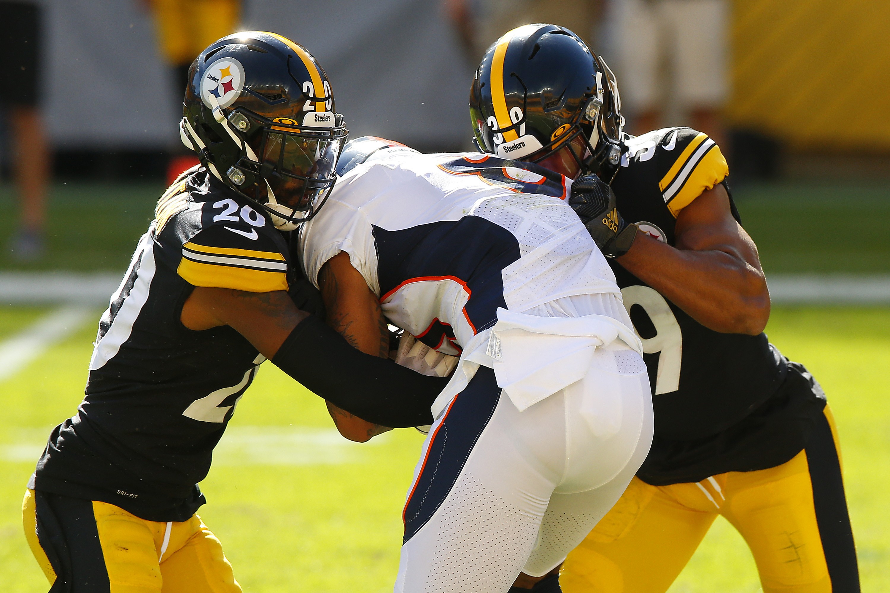 Steelers get 26-21 win at empty Heinz Field, Photos, Pittsburgh