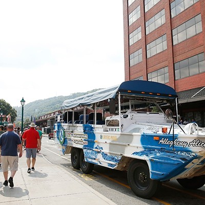 Take a guided tour of Pittsburgh by land or river