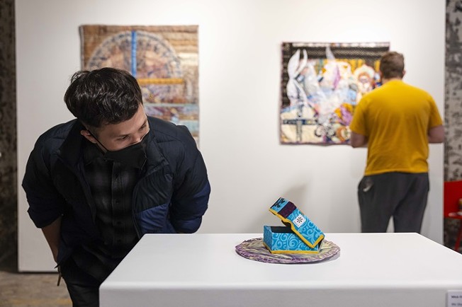 纺织品、人工智能等：三个展览展示了匹兹堡地区艺术场景的多样性